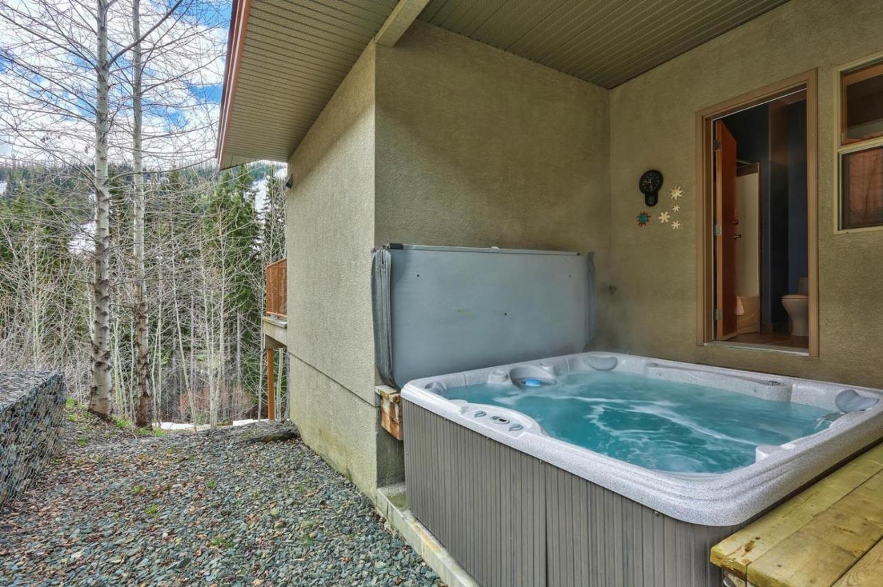 Soleil Chalet By Bear Country Sun Peaks Esterno foto